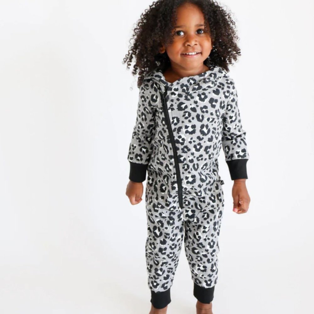 LOLA & TAYLOR - Asymmetrical Zip Romper - Contemporary Leopard